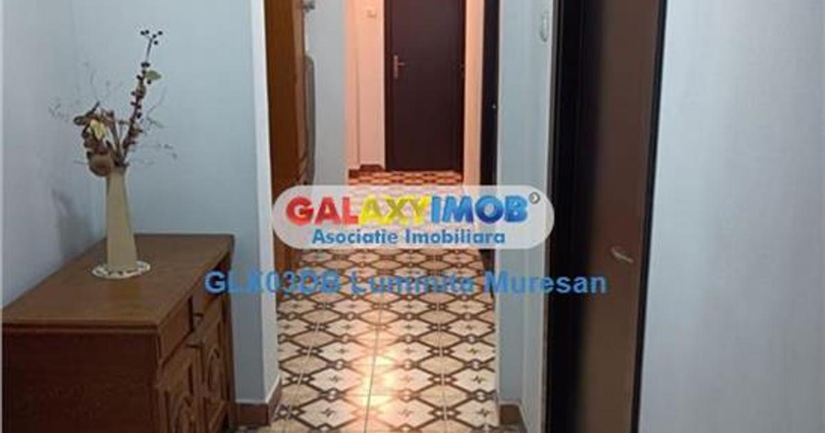 Inchiriere apartament 3 camere decomandat Targoviste Central