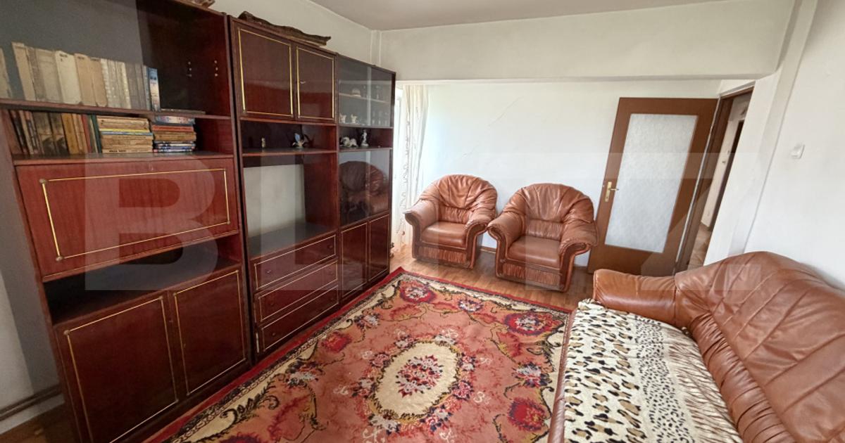 Apartament cu 3 camere, decomandat, 72 mp, zona Victoriei