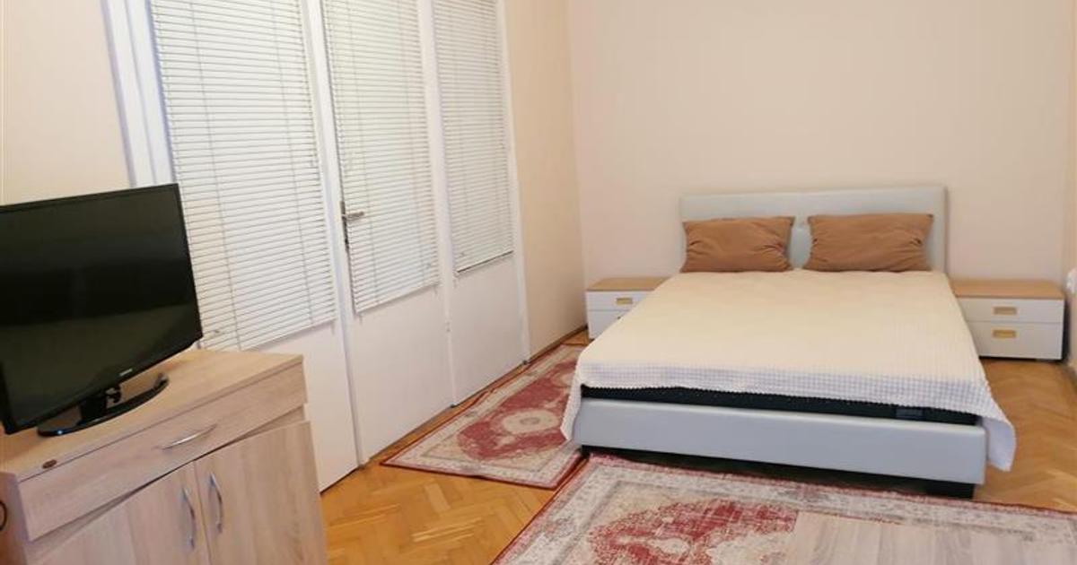 Apartament 2 camere, centrala proprie,  zona Piata Marasti
