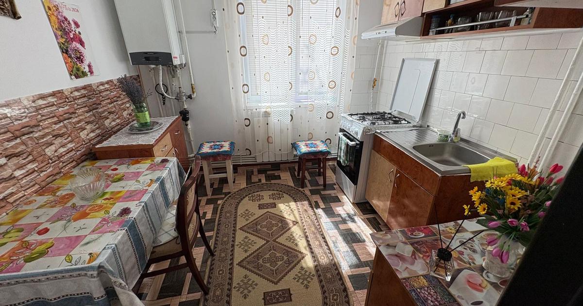 Apartament 2 camere,Strada Isaccei,etaj 3