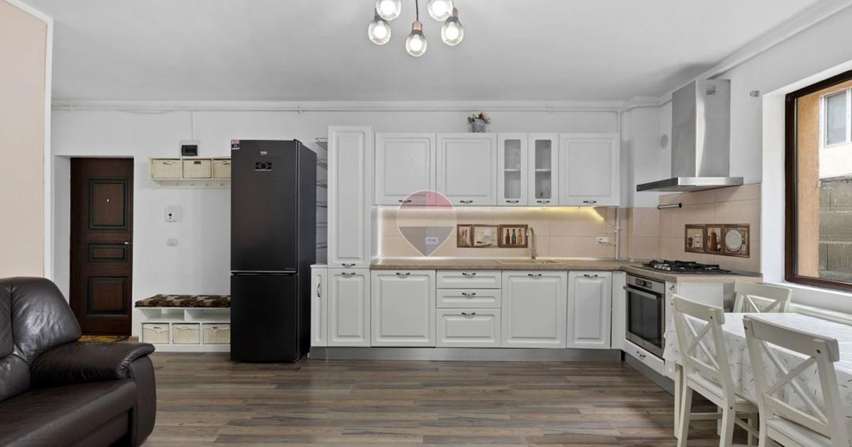 Apartament cu 3 camere si loc de parcare în zona Aurel Vlaicu