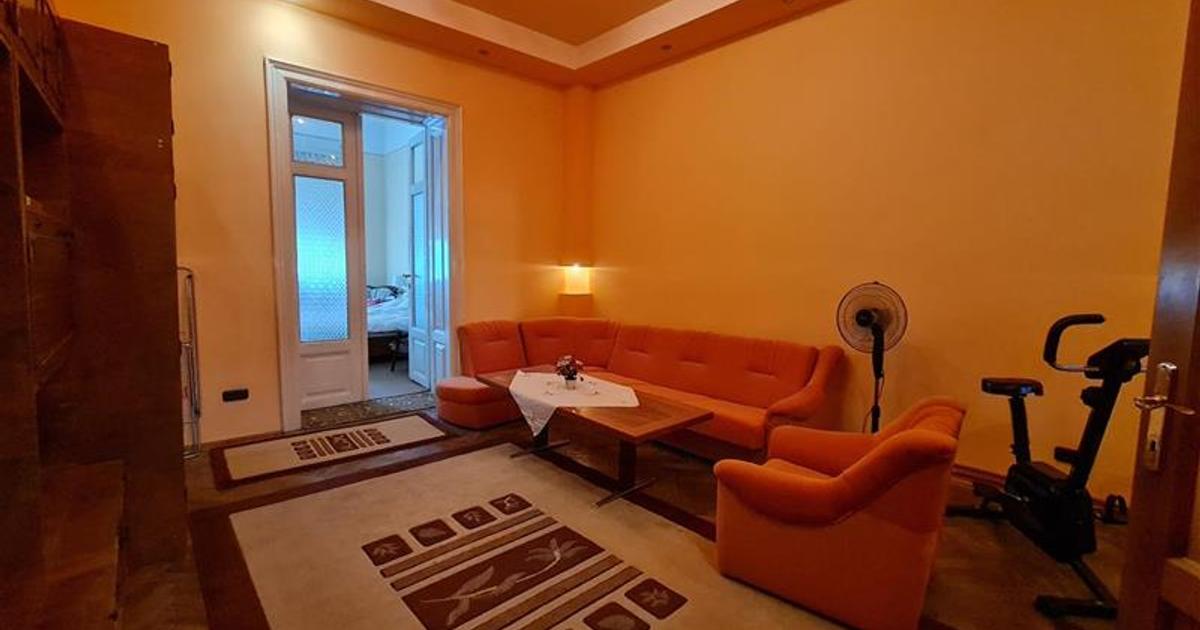 DE VANZARE APARTAMENT 3 CAMERE ULTRACENTRAL