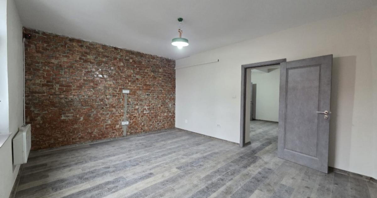 Apartament cu 2 camere cu curte proprie de vanzare zona - UTA
