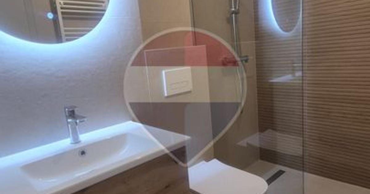 Apartament cu 3 camere,2 bai Adora Park