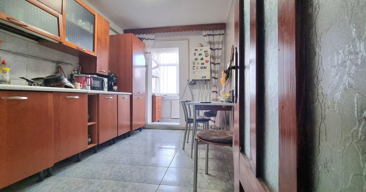 Apartament 3 camere decomandate/Zona Mioriței-Banca Națională/etaj 3