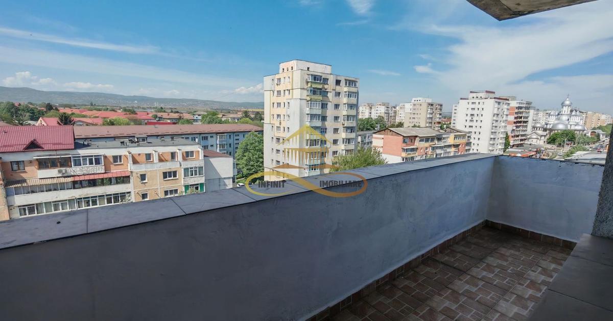 Vând apartament cu 2 camere decomandate, spațios și luminos