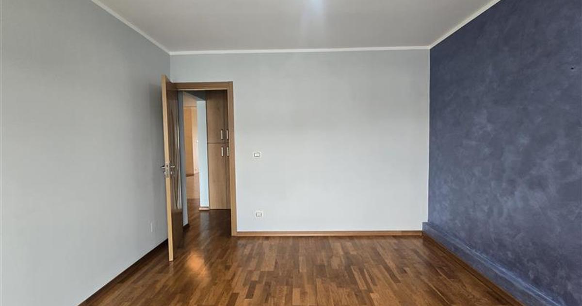 Apartament 3 Camere De Vanzare in Zona Excelenta Str. Aprodu Purice, Bacau