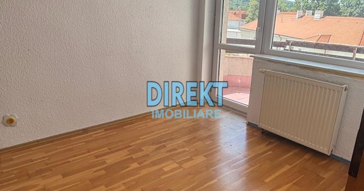 Apartament 3 camere Piața Petru Rareș
