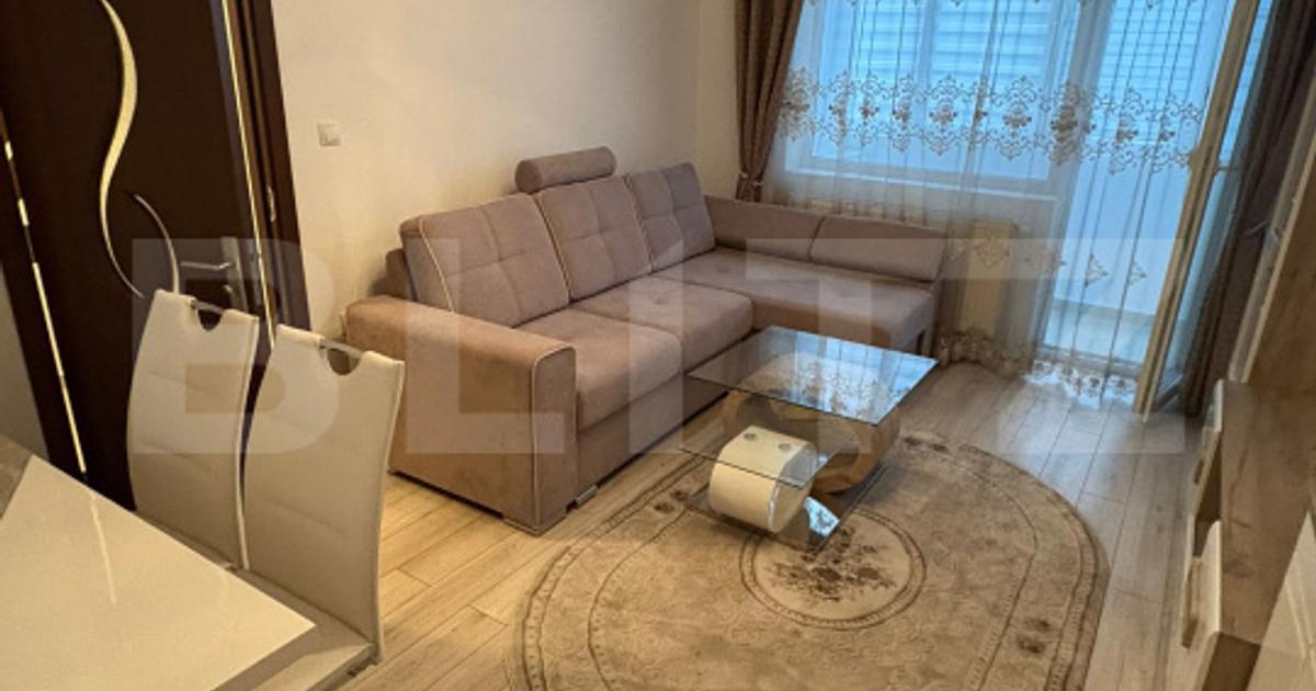 Apartament 2 camere, strada Plopilor