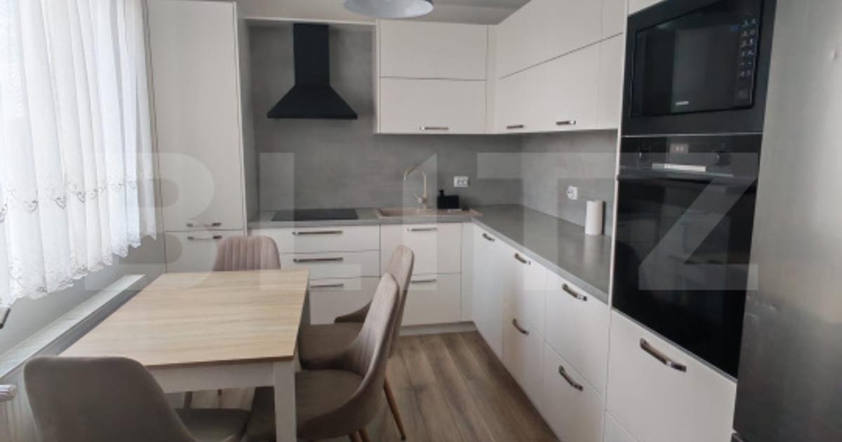 Apartament 3 camere de vanzare cu parcare inclusa, zona Subcetate