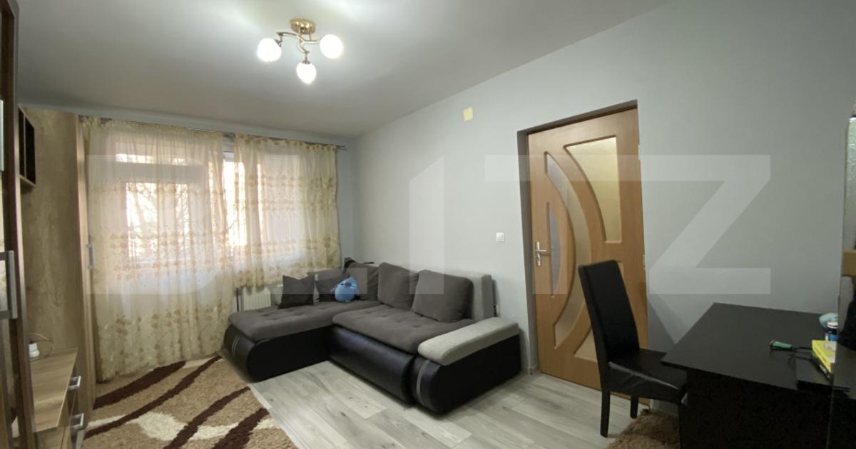 Apartament 2 dormitoare, etaj 1,  Decebal, loc de parcare