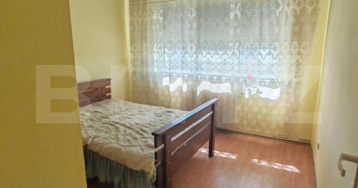 Apartament cu 2 camere de vanzare - zona Decebal