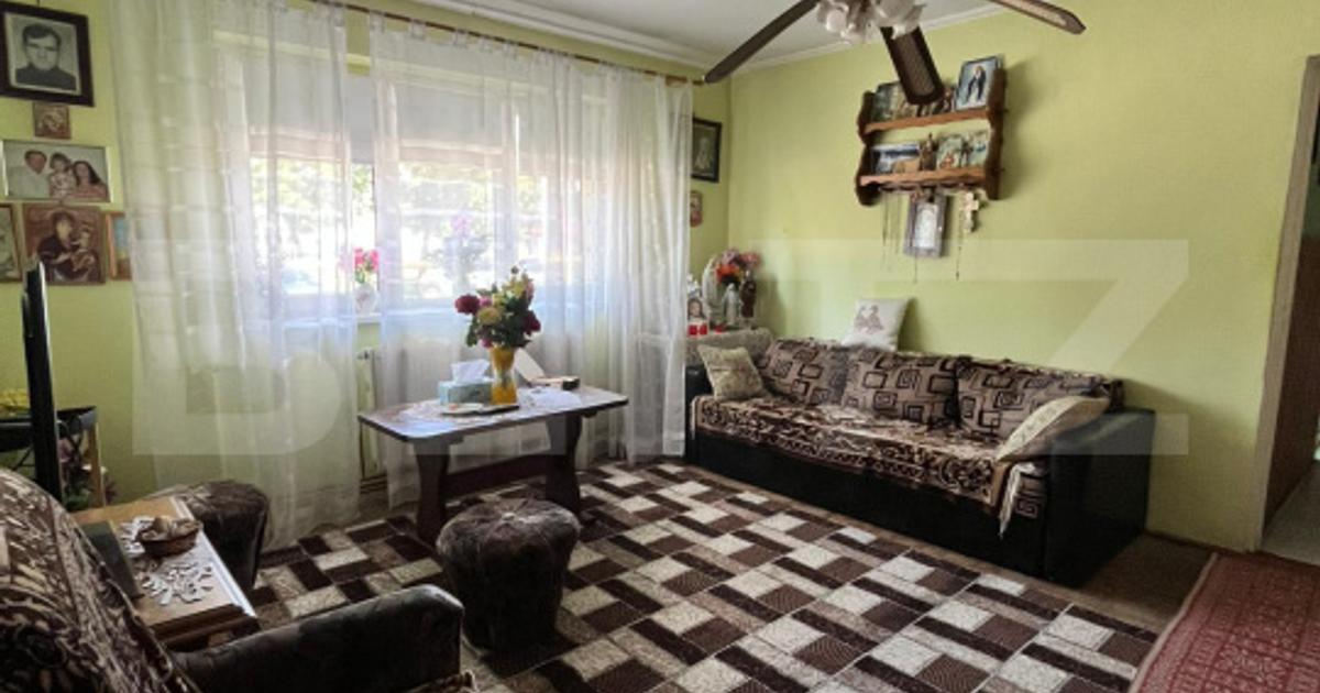 Apartament 3 camere, 64 mp, zona Decebal