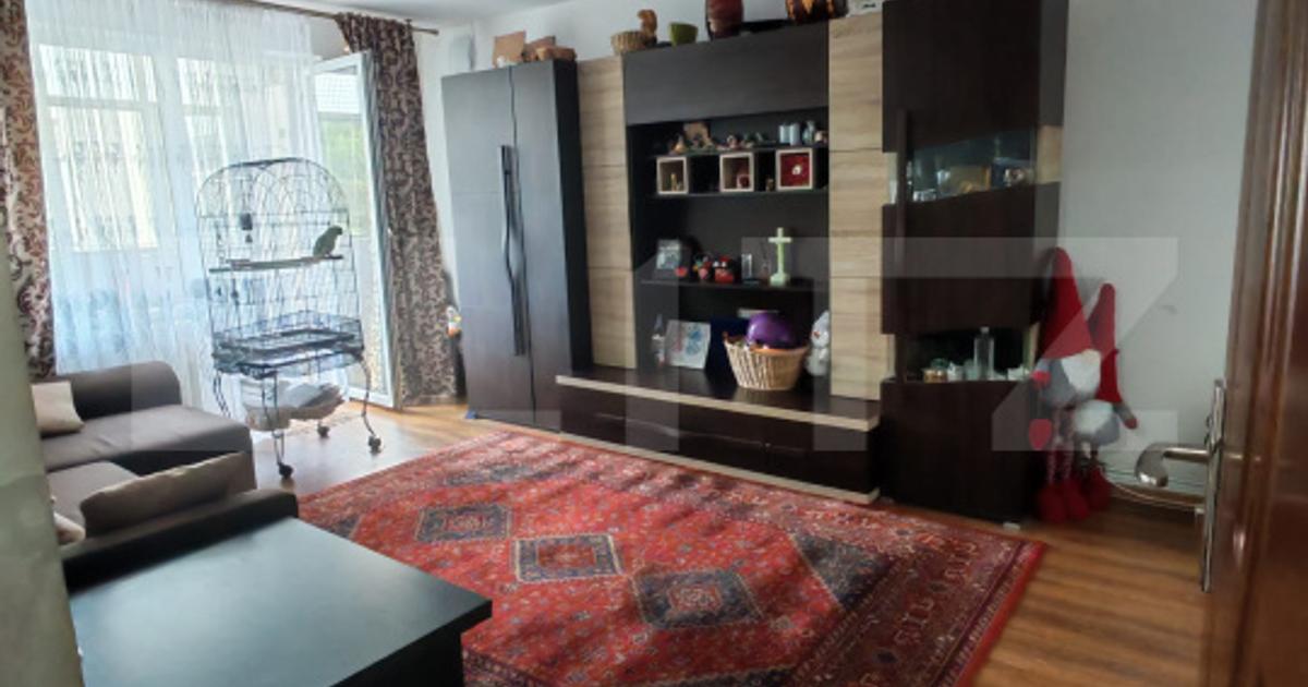 Apartament de vanzare - 4 camere - Zona Împăratul Traian
