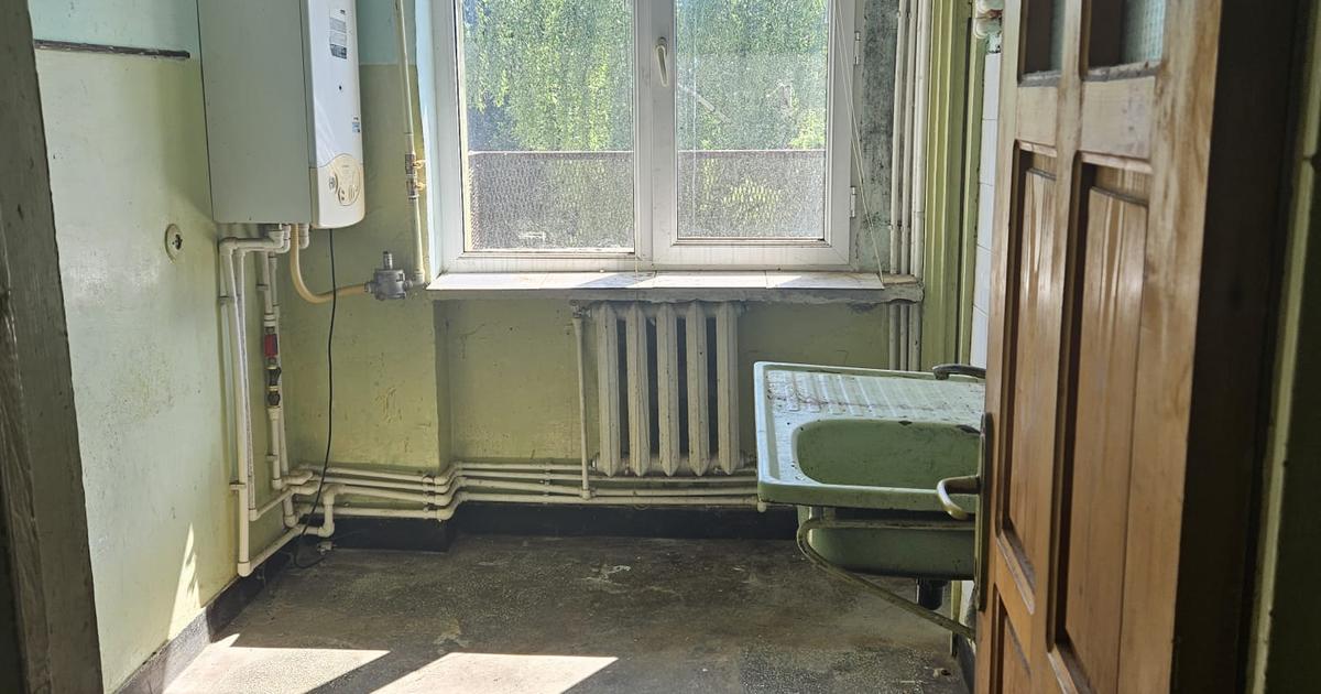 Apartament 2 camere zona Stefan Luchian , etaj 3 cu sarpanta ,decomandat