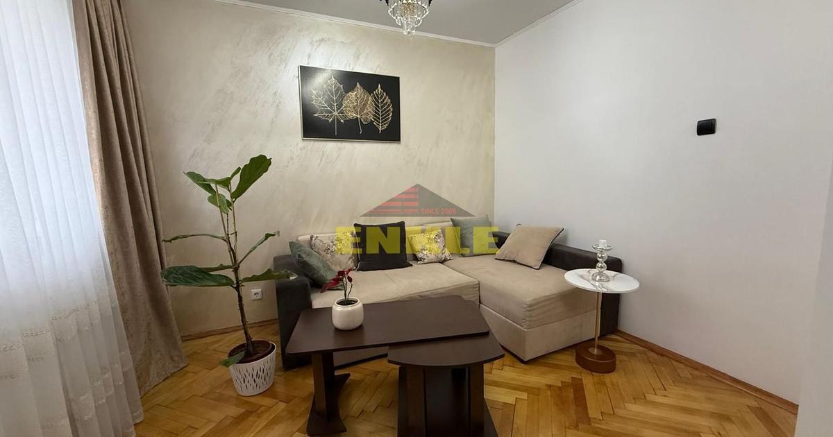 Vânzare apartament cu suprafață totală de 50 mp, zona Scolii 7