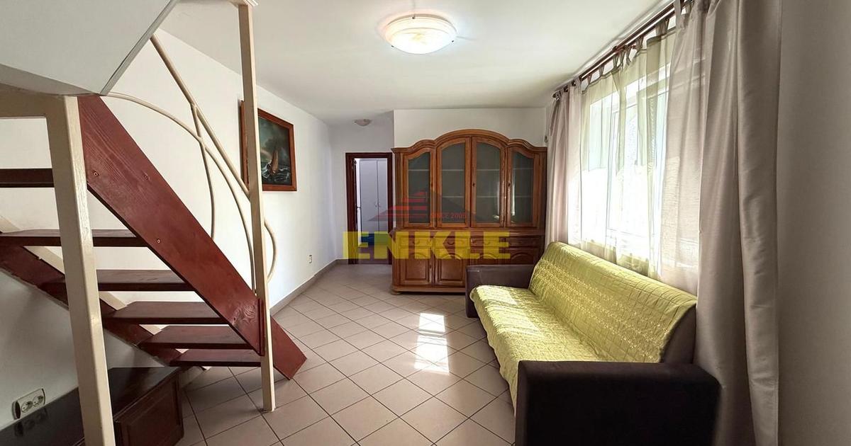 Apartament de vânzare , 75 mp– Zona Școlii 7