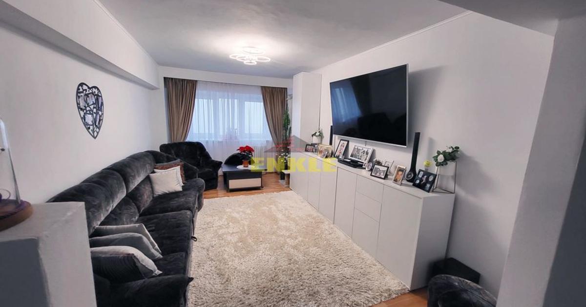Apartament 4 camere, 84 mp, 2 băi, 2 balcoane, loc parcare+ boxa