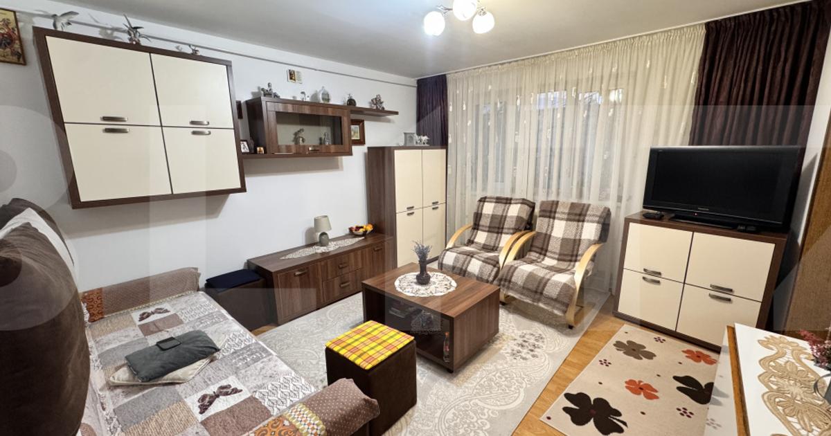 Apartament cu 3 camere semidecomandat – B-dul Mihai Eminescu
