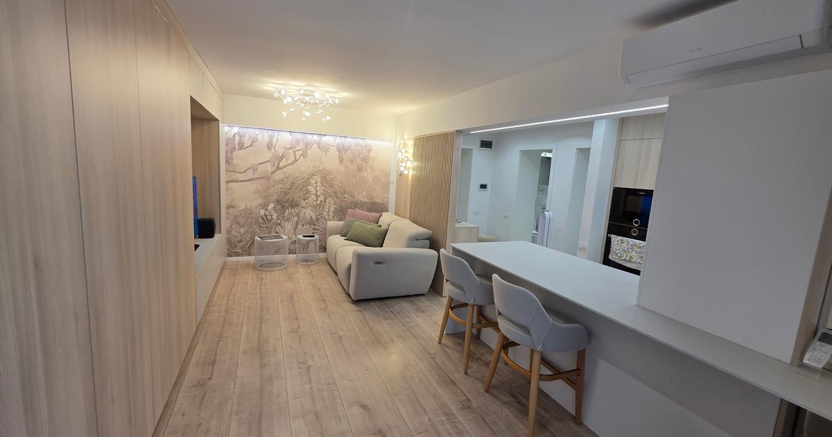 Vand apartament 2 camere premium cu loc de parcare