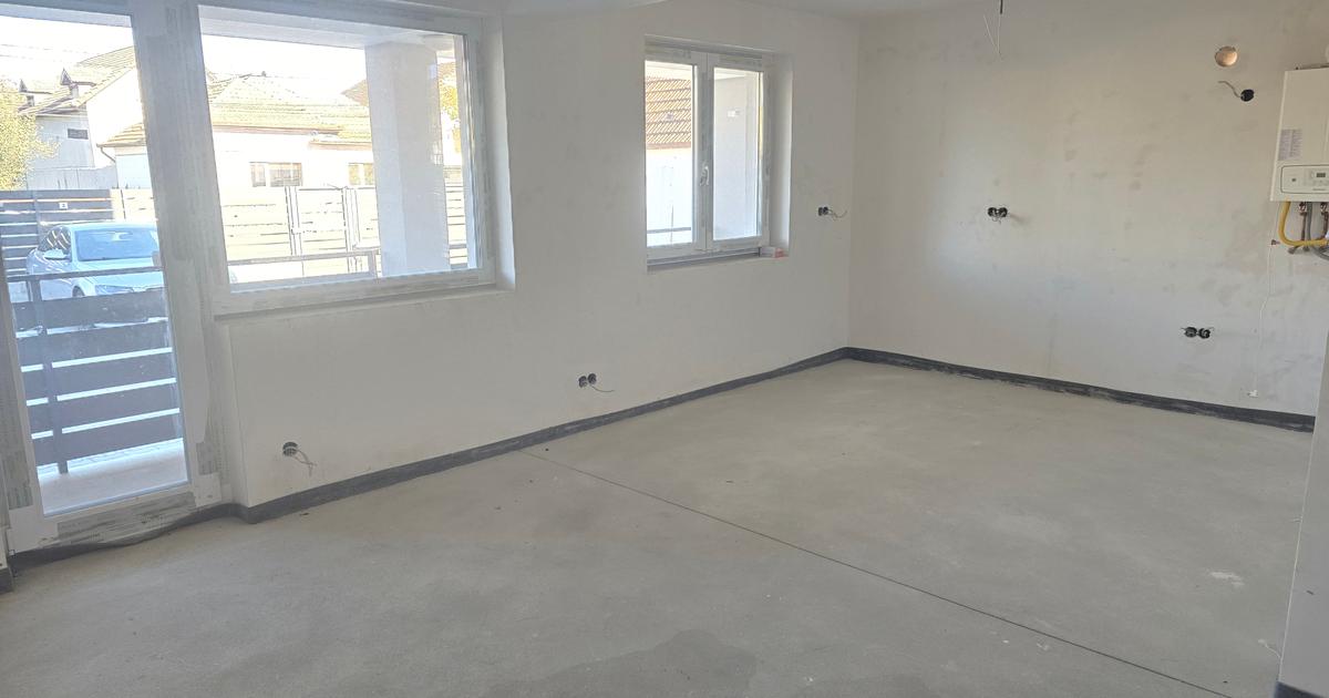 Vand apartament 3 camere decomandat in Deva, zona 22 Decembrie, parter, bloc nou