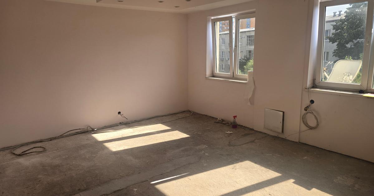 Vand apartament cu 2 camere transformat intr-un apartament cu 1 camera in Deva,