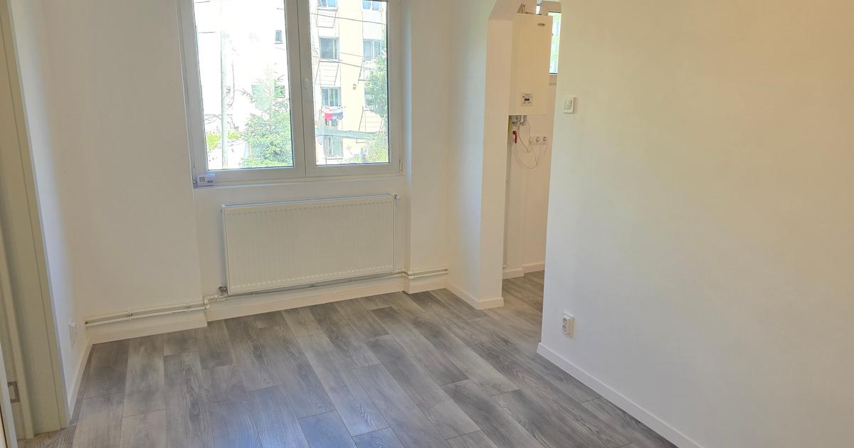 Vand apartament cu 2 camere in Deva, Dacia (Romanilor), etaj 1,