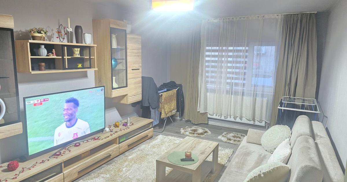 Vand apartament 2 camere decomandat Deva,  Decebal (Zamfirescu), parter,mobilat