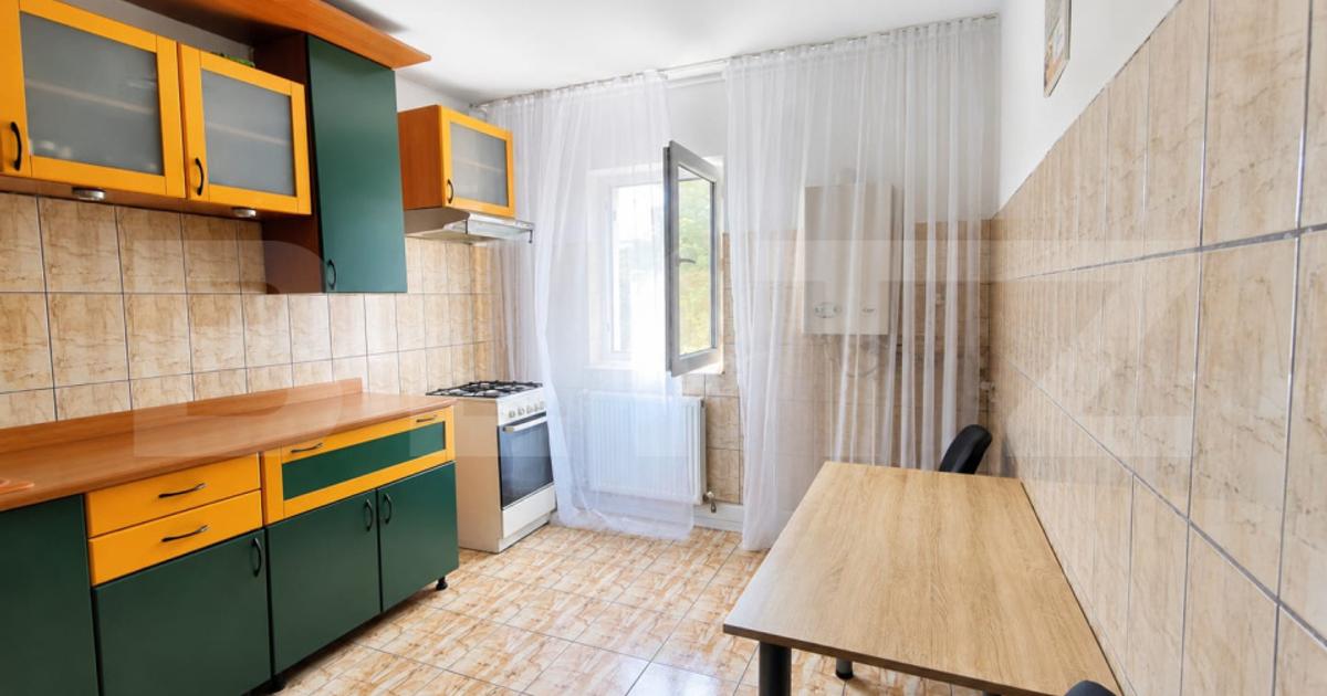 Apartament spațios 3 camere, 69 mp, mobilat, Deva