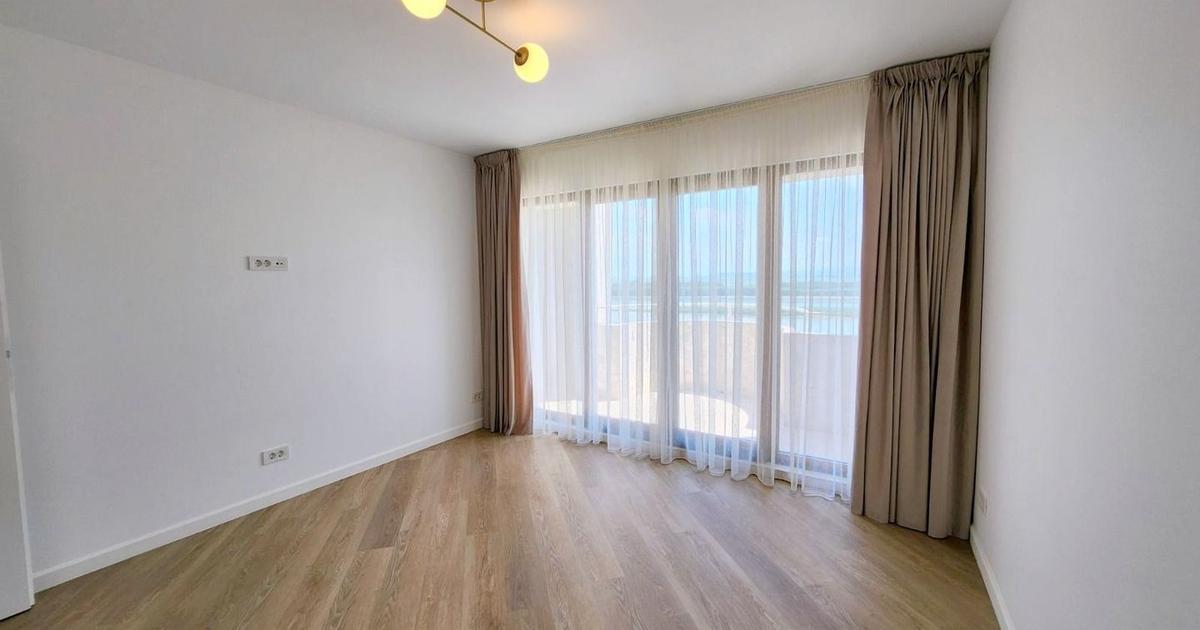 De vanzare apart. 3 camere Faleza , vedere Dunare, 78 mp, renovat premium