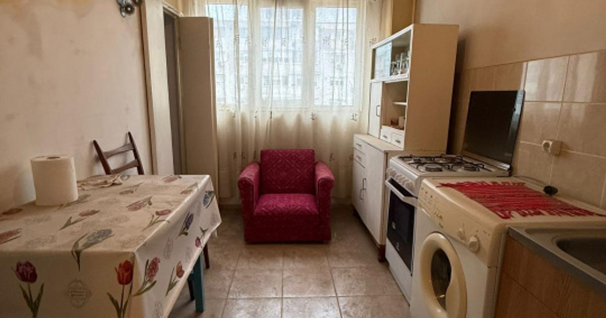 APARTAMENT 3 CAMERE DECOMANDAT DE RENOVAT