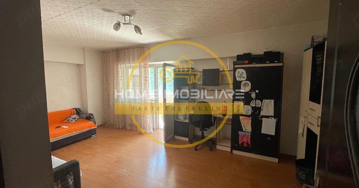 Apartament 3 Camere Decomandat Esplanada Nicolina Etaj 1 78 MP BLOC 1990