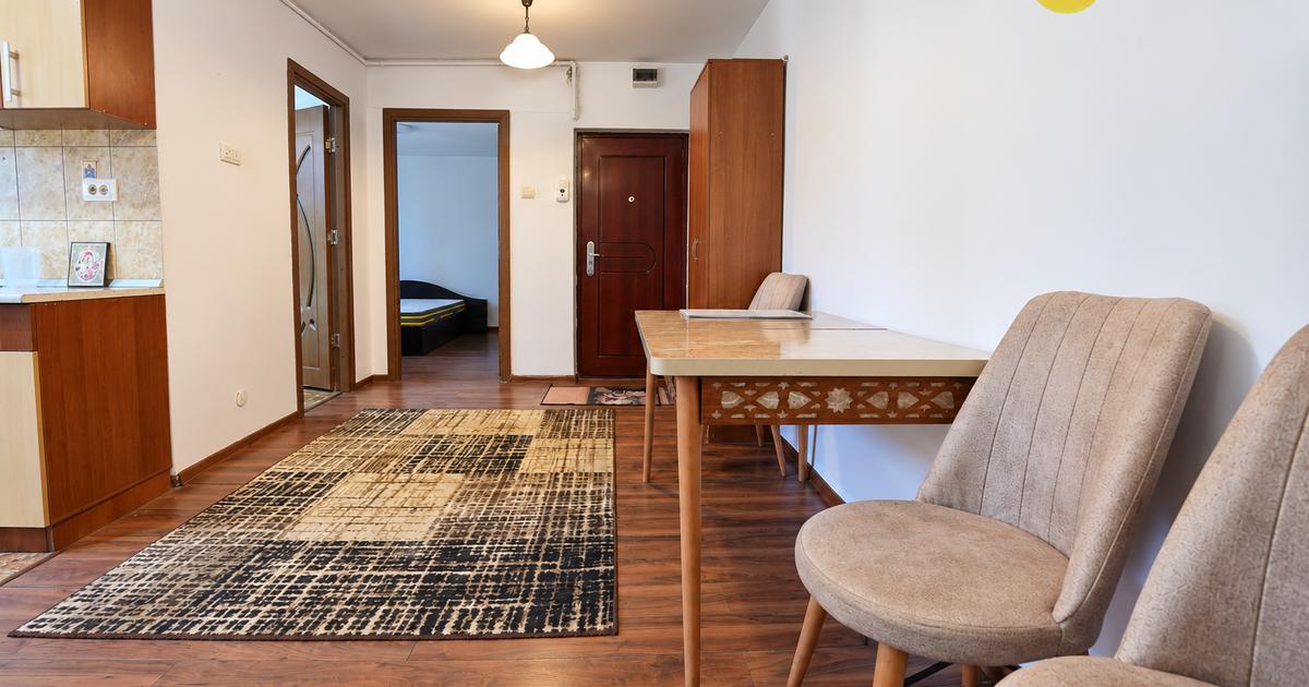 Apartament 2 camere centru, str. Mihai Eminescu, Piatra-Neamt