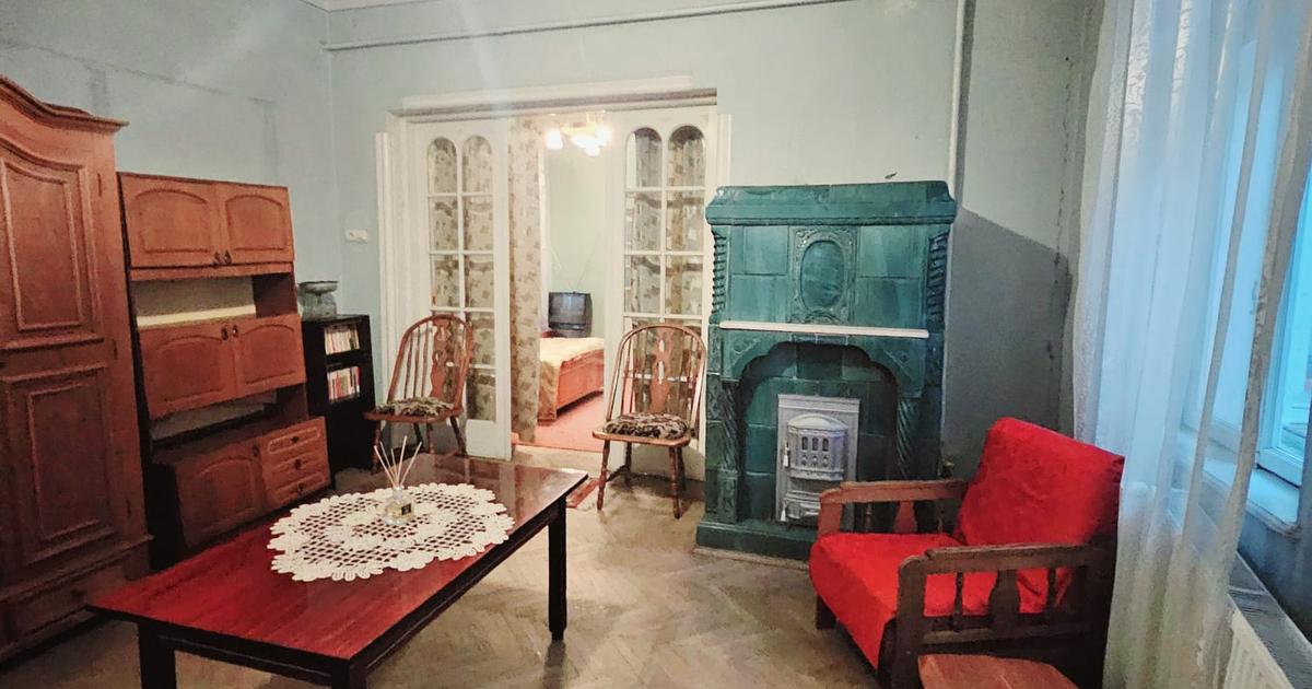 VANZARE APARTAMENT 4 CAMERE IN VILA, ZONA NICOLAE IORGA , PLOIESTI