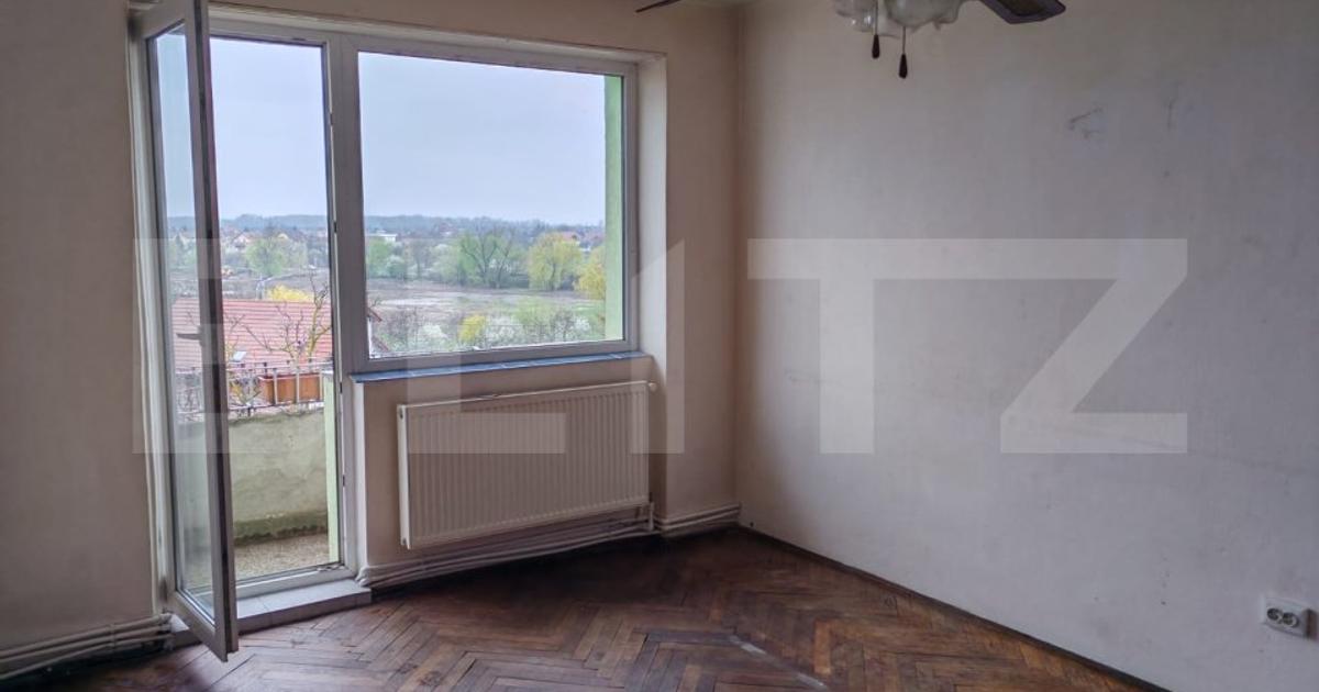 Apartament de vanzare cu 3 camere, 69 mp, zona Str. Botizului