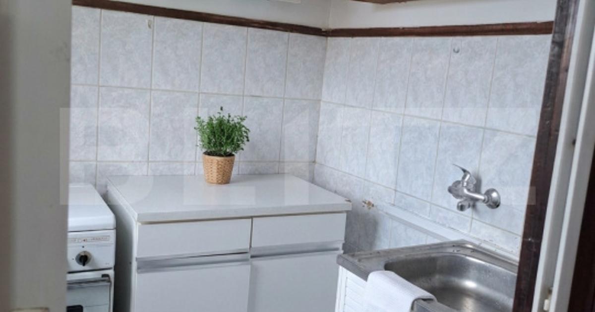 Apartament cu 2 camere de vanzare,31.61 mp,zona Solidaritatii.