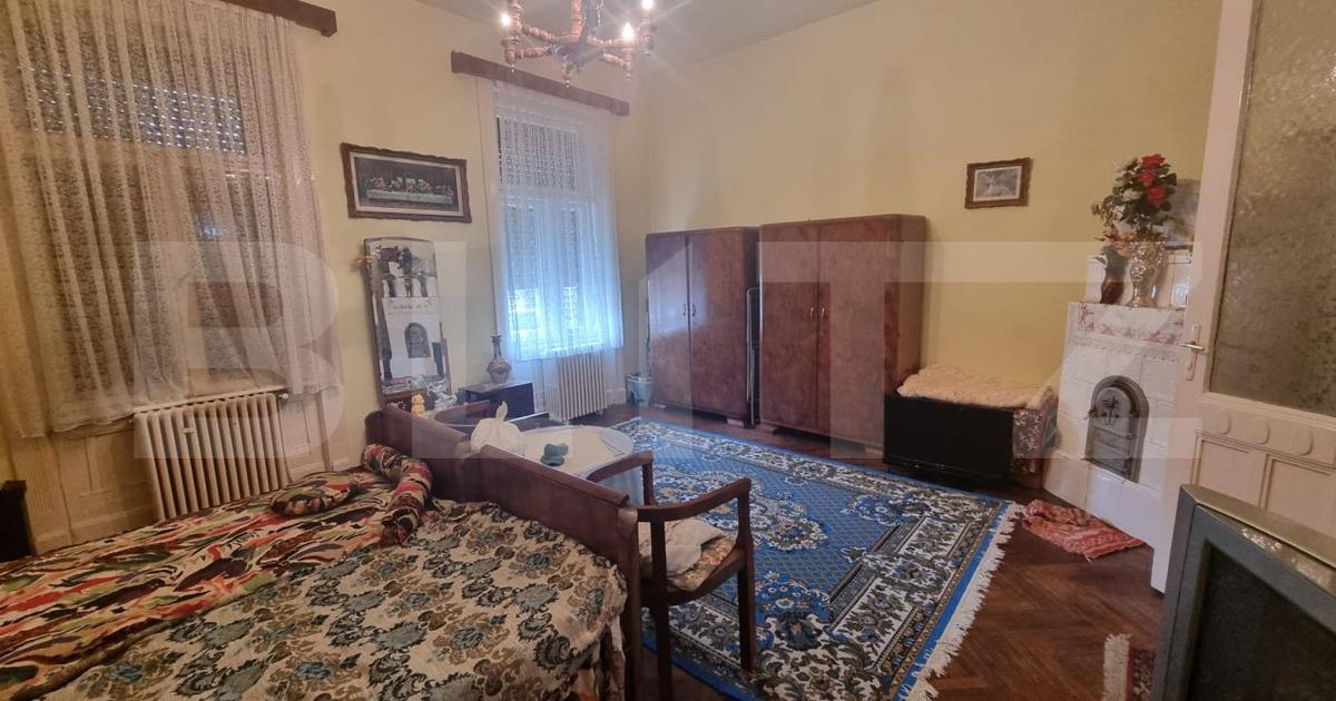 Apartament de vanzare, cu 2 camere, 82 mp, zona ultracentrala