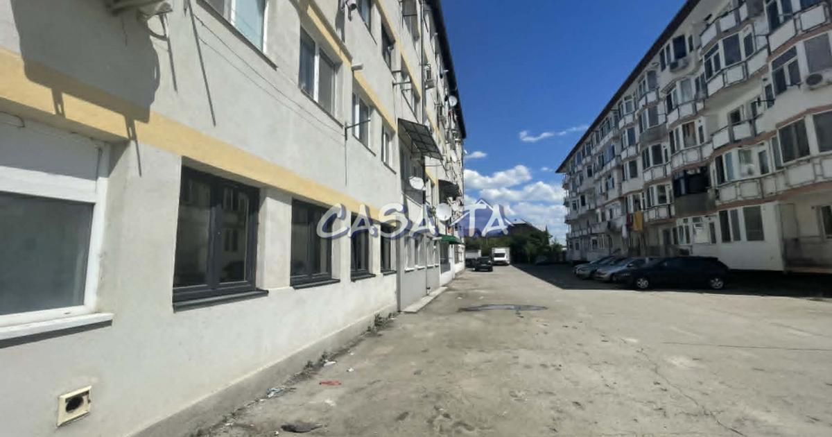 Apartament 2 Camere, Parter, Strada Ciocarlau.