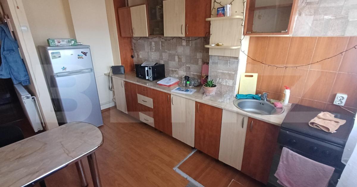 Apartament cu 2 camere, decomandat, 41 mp, Plopilor