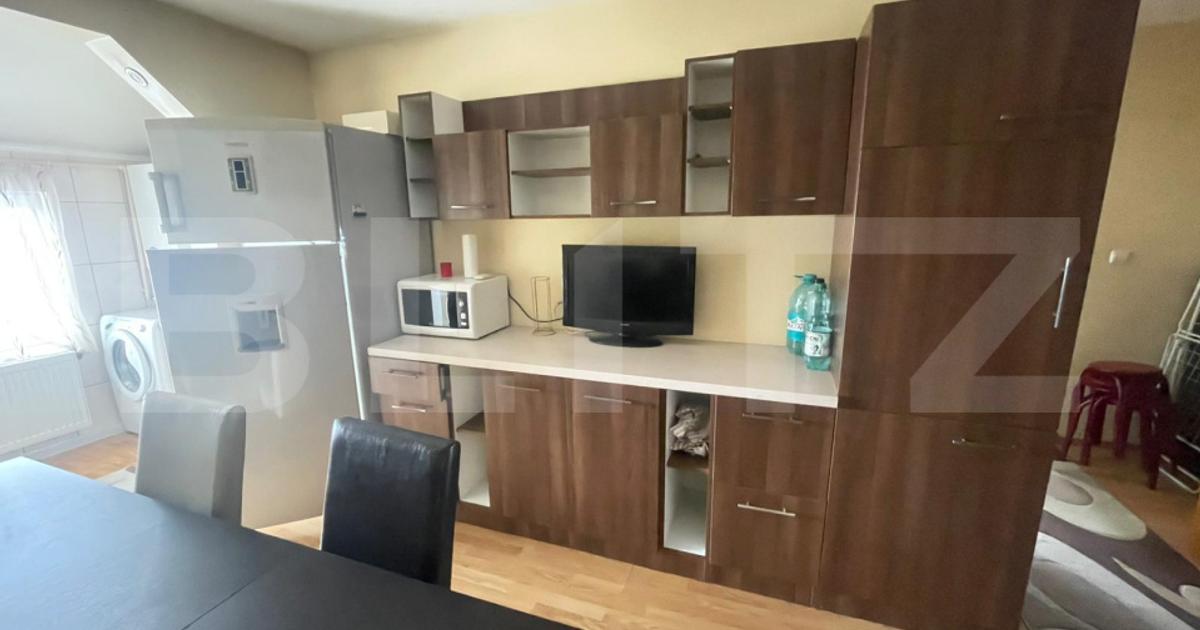 Apartament cu 3 camere si loc de parcare, zona Dumbrava Nord
