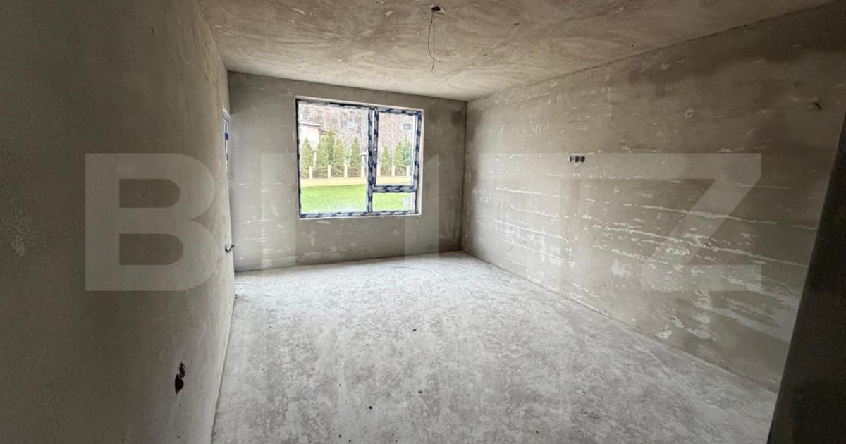 Apartament 4 camere, semifinisat cu garaj si boxa, zona Bradet
