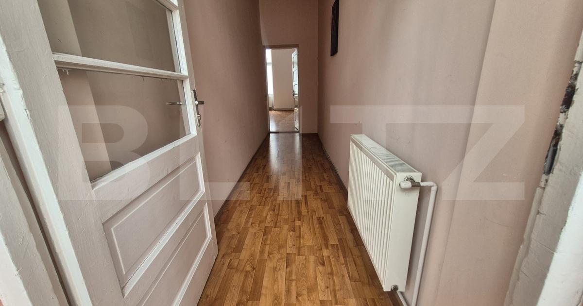 Birou de inchiriat, 39 mp, zona Ultracentrala, cladire autorizata PSI