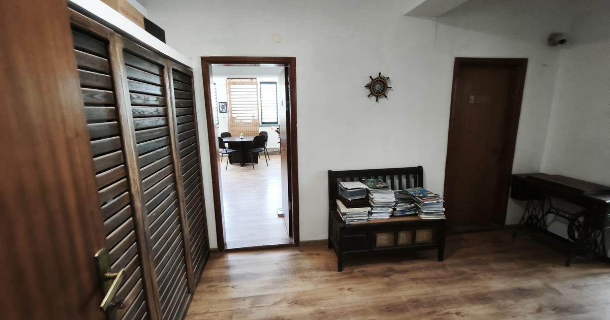 Birou de inchiriat -zona Santierul Naval !