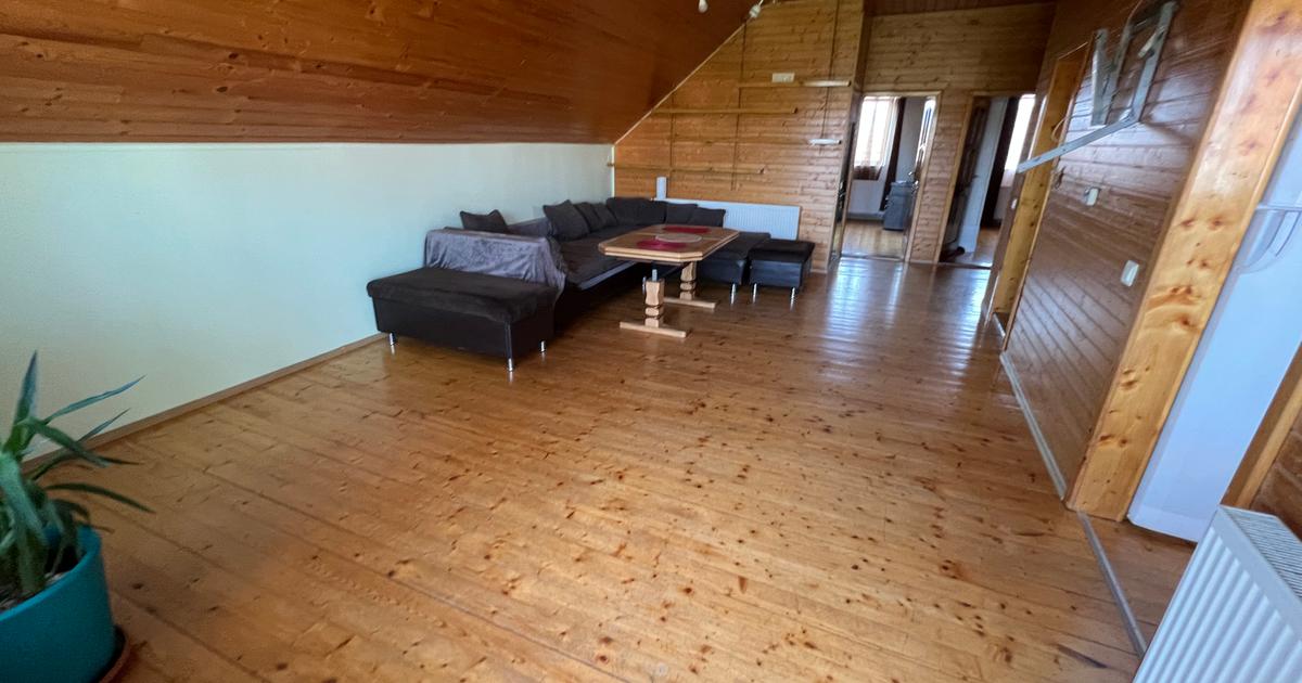 Apartament 3 camere decomandate + curte 400 mp și garaj – zona Terezian