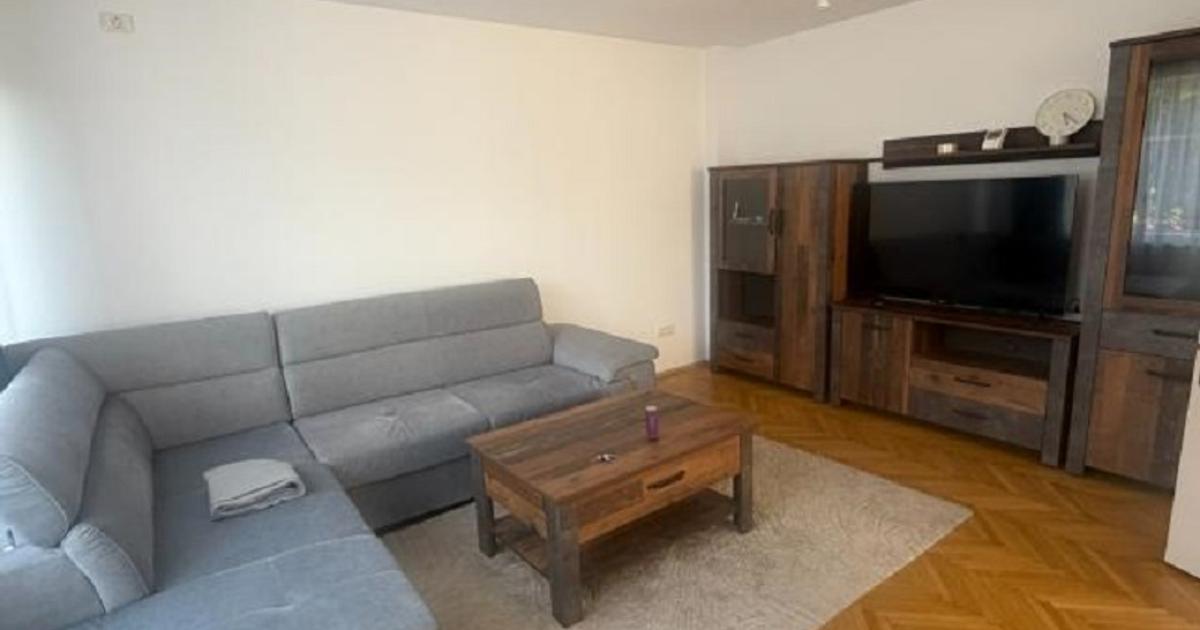 Casa de inchiriat : Cantacuzino-(Mos Craciun)