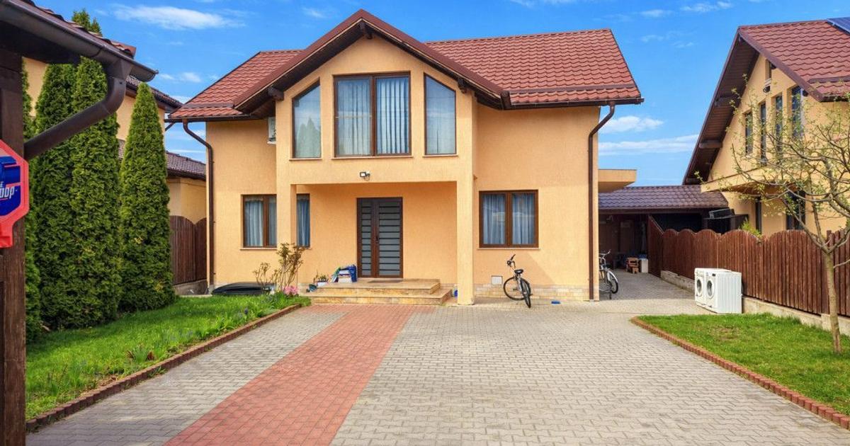Casă spațioasă 4 camere, curte mare, Arhitecților