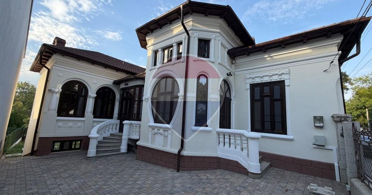 Casă pentru clinica beauty, restaurant, afterschool, Central, Slatina
