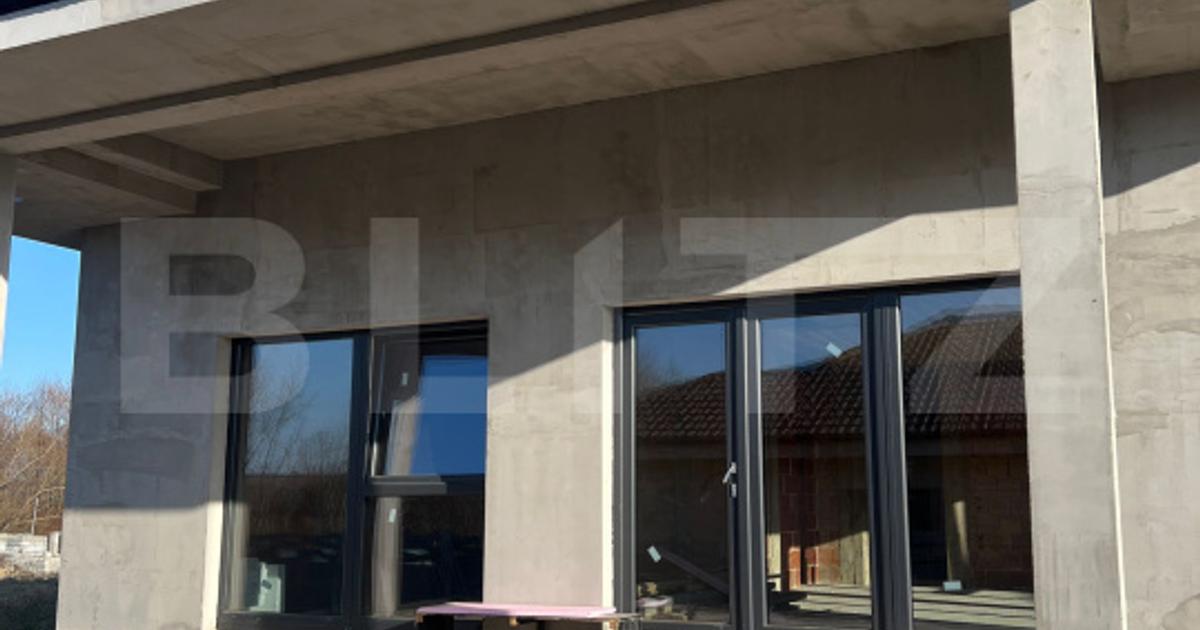 Casă 4 camere predare la gri, 110 mp, zona Micesti