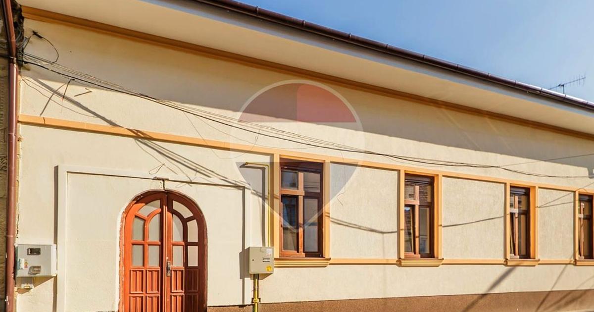 Casă /Sediu firmă. Centru zona Piața Catedralei. Teren 403 mp