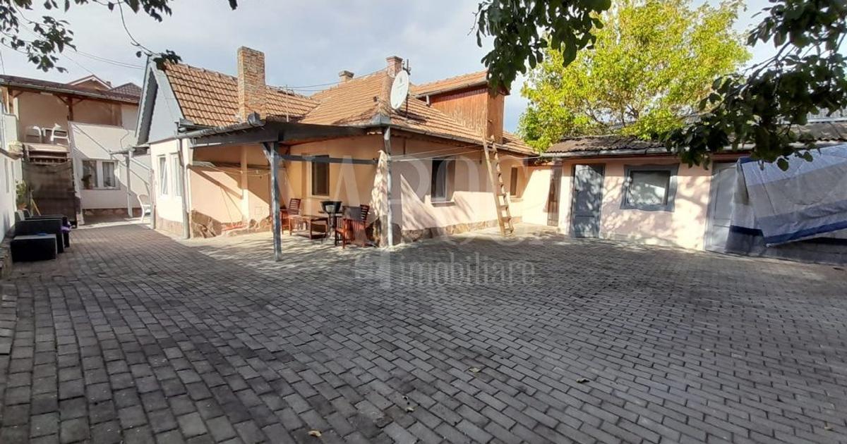 Casa 7 camere de vanzare in Baile Felix